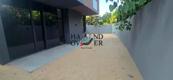 4BED CORNER UNIT WITH MAJILIS