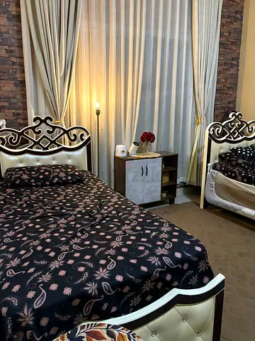 Bedroom set for sale urgent only 650