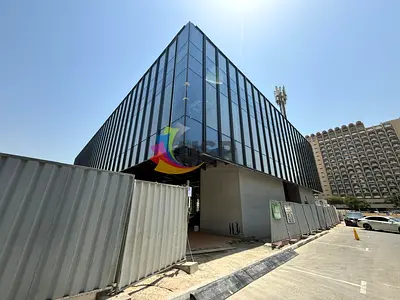 DOWNTOWN OPP | EXCELLENT RETAIL | SUITABLE FOR ANY BUSN. | NEAR CITY WALK FOR 4M
