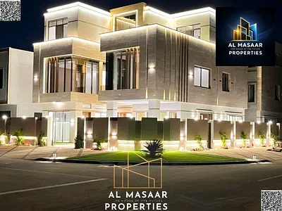 Villa in Al Yasmin Corner, three floors, 7 rooms, private pool, elevator, central air conditioning,