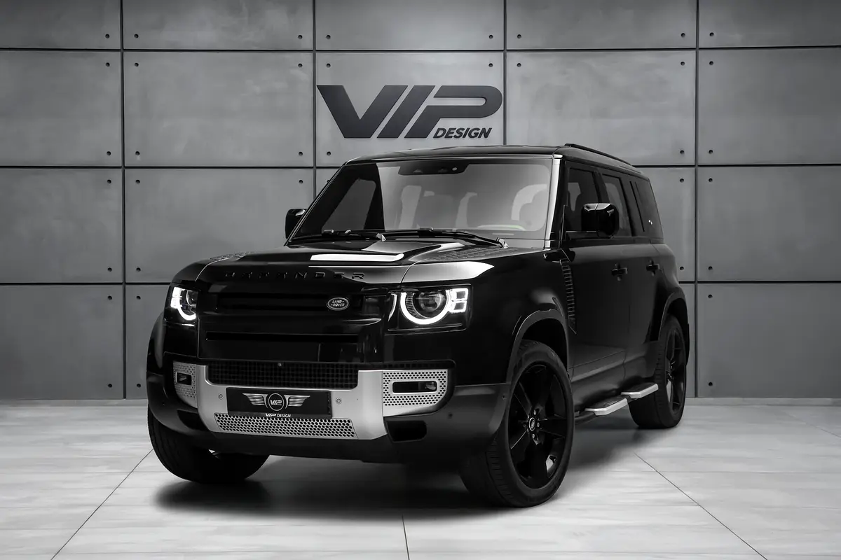Land Rover Defender 2024 — photo 1 of 20