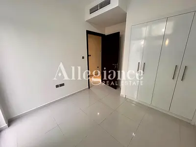 Single Row | Type RR-M | Spacious 3BR Townhouse | Prime Location