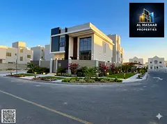 Brand new corner villa, first occupancy, custom finishing, including registration and ownership fees