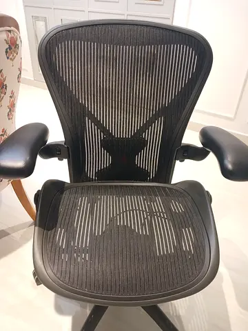 Herman Miller Aeron Chair Perfect Condition