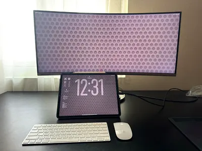 Samsung CJ791 34” Curved Ultrawide Monitor - Thunderbolt 3, 3440x1440