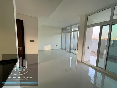 3BR - SINGLE ROW - HOT INVESTOR DEAL