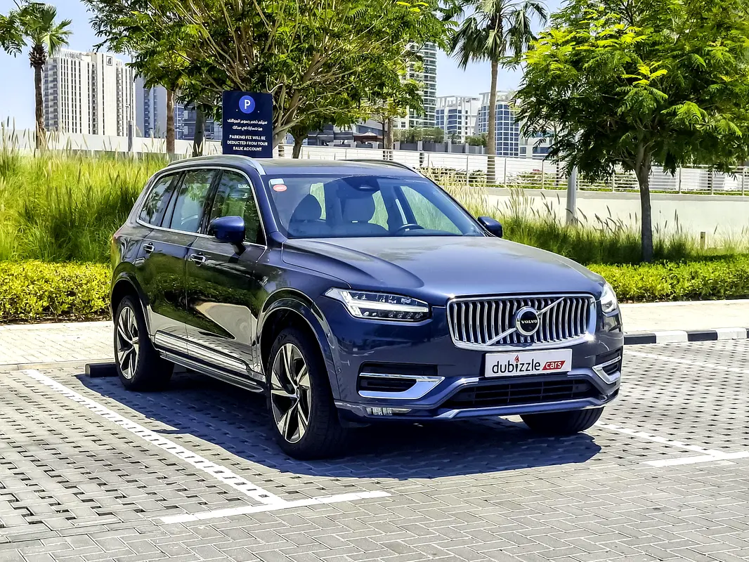 Volvo XC90 2023 — photo 1 of 15