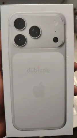 Brand new iphone 17 pro max 256 silver uae version