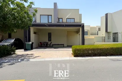 Close to Pool and Park | Corner Unit | Landscaped