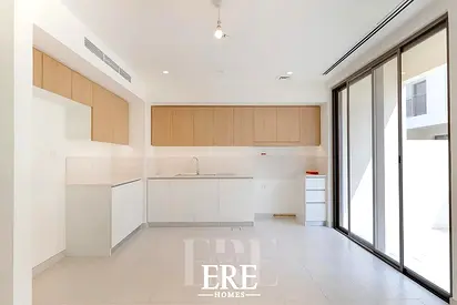 Close to Pool and Park | Corner Unit | Landscaped