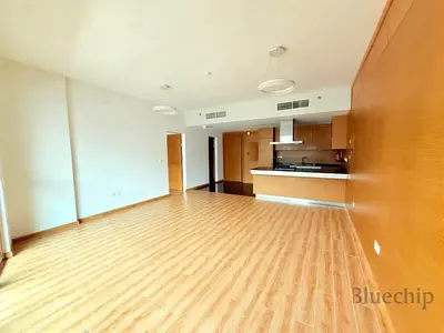 Spacious| Exceptional Investment | Fitted Kitchen