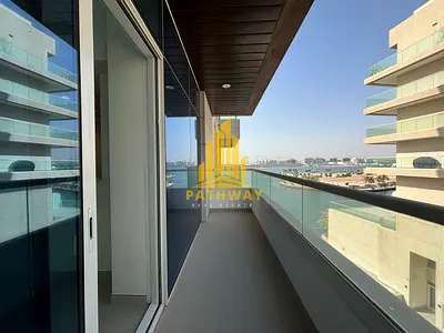 Stylish Studio w/ Balcony & Partial Sea View