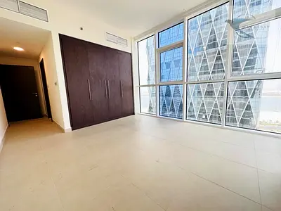 Sea View | Classic Layout | Maid | Basement Parking | GYM & Pool