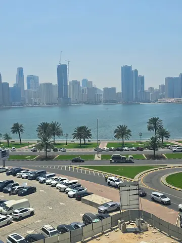 افضل 3 غرف وصاله في منطقه المجاز 2 الشارقه للايجار السنوي - تصريح شيرنج صريح - تكييف مركزي - بلكونه - 3 حمامات - موقع استراتيجي - تسهيل في طريقه الدفع