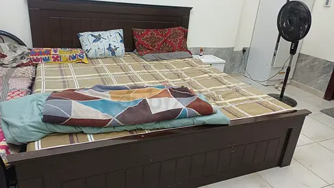 Solid Wood king Bed Frame with Headboard and Footboard - Good Condition