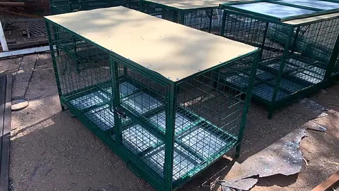 Heavy duty dog cage