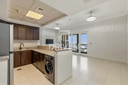 Upgraded Apartment | Spacious Layout | Canal View