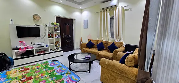 2BHK Villa for Indian family including Dewa and Internet