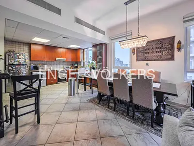 Large & Bright Corner 1BR | Storage Room + Basement Parking