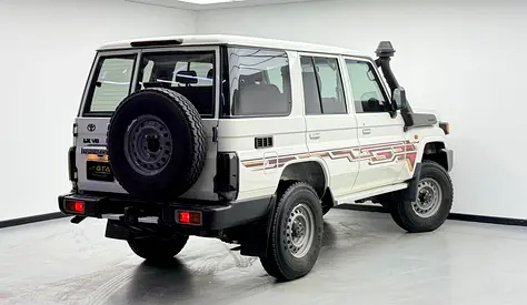 صورة 6 لـ 2024 Toyota LAND CRUISER 70 SERIES