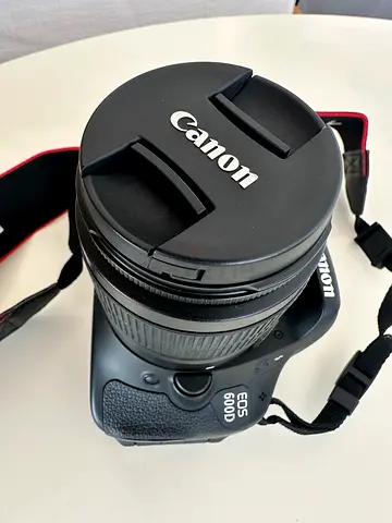 Canon EOS 600D DSLR Camera with 18–55mm Lens + Bag