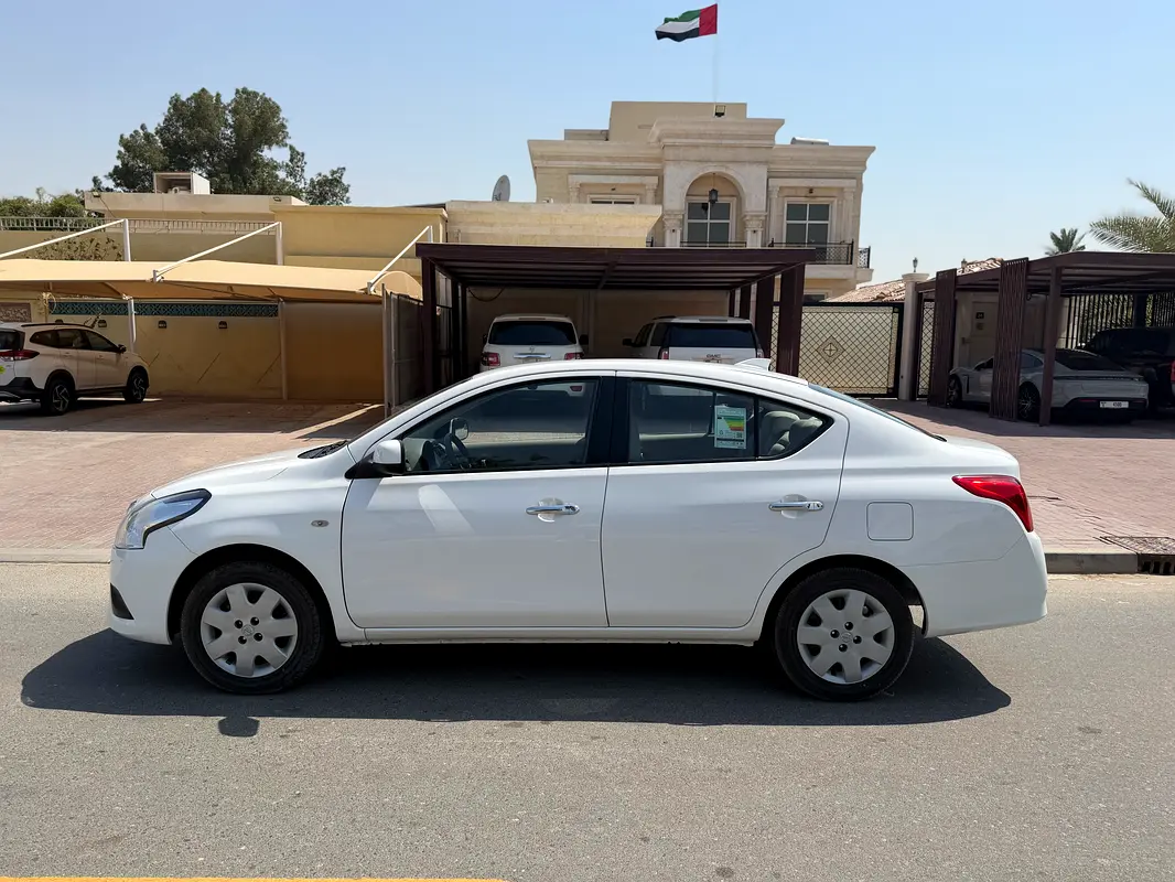 Nissan Sunny 2024 — photo 1 of 12