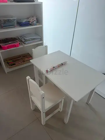 Sundvik table + chair