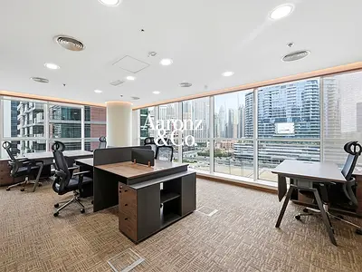Canal View | Less Traffic | Bright unit