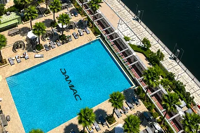 HIGH FLOOR | CANAL VIEW | VACANT