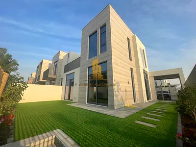 SINGLE ROW | BRAND NEW | LANDSCAPED