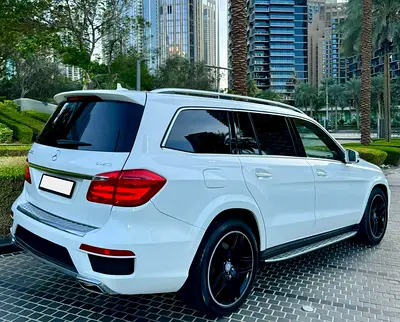 AMG MERCEDES GL500 V8 — FULLY LOADED — GCC — PERFECT CONDITION