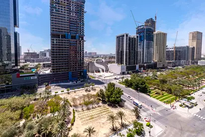 Spacious High Floor Apartment |Beautiful Park View