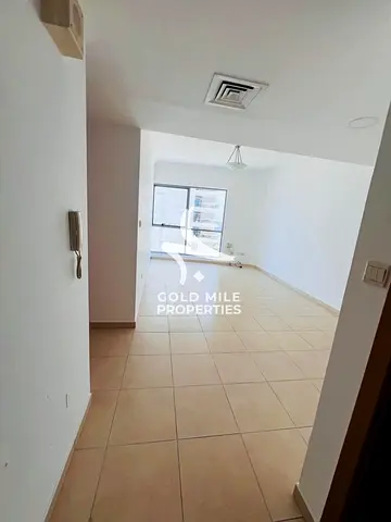 Chiller Free || 1BHK+Laundry Room | Luxury Living | High Floor || Beach view
