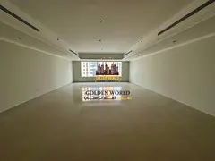 Four-bedroom apartment in Sharjah Al Khan, free AC, free parking, gym &amp; pool, master room, very 
