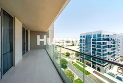 Huge Size | Beach Access | Vacant Soon