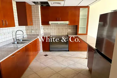 Spacious 2BR Townhouse | Prime Community