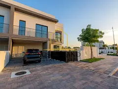Great Deal|Single Row|Corner Unit|Prime Location