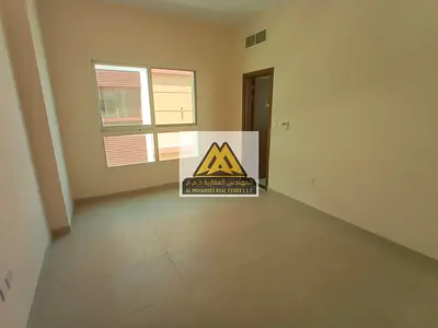 موقع مميز | أول ساكن | شقة بمساحة كبيرة | 2 بلكونة | غرف ماستر | تكييف مركزي | قريب من جميع الخدمات | من أجمل الشقق بالمنطقة | سكن عائلي مريح