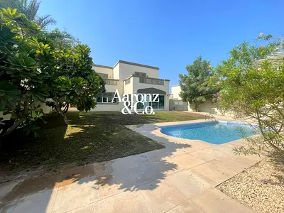 Private Pool l Vacant