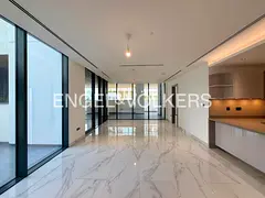 Largest layout | Exclusive | Lower floor