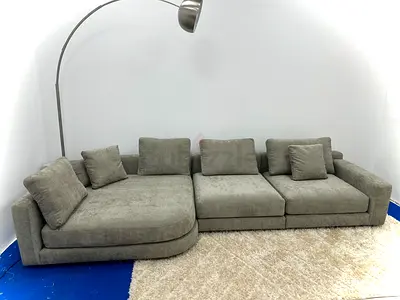 Selling high quality Chattlesmore sofa