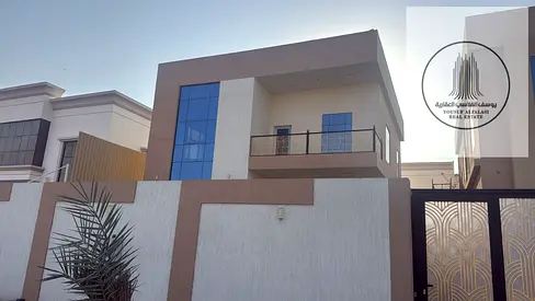 Luxury villa for sale in Khalifa City 5000 sqft land fully finished ready to move