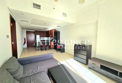 Vacant | Prime Location | Close To Metro