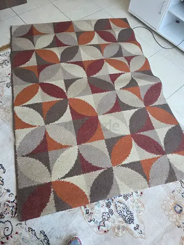 free carpet available for different sizes.