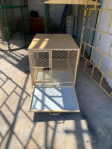 New Metal small animal/reptile cage with pull-out tray -