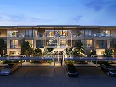Eco-Friendly 4BR Townhouse | Prime Community