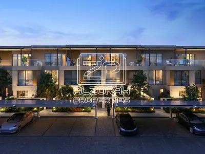 Eco-Friendly 4BR Townhouse | Prime Community
