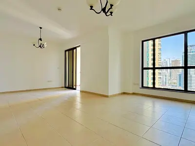 Marina View | VACANT | Spacious | Well-Kept Unit