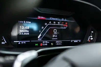 2023 AUDI RS Q3 photo 9