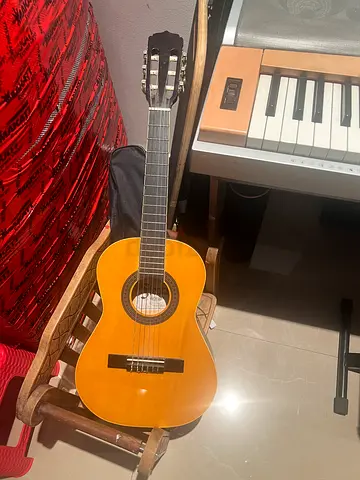 Used Classical Acoustic Guitar - Natural Finish